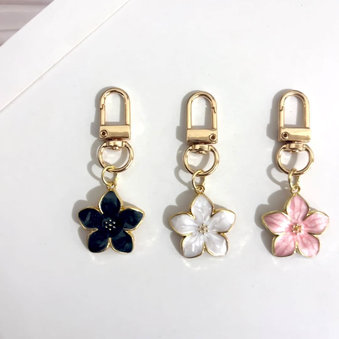 Flower Charm Keychain Holiday Style Cute Colorful Floral Design Key Ring Holder Car Bag Pendant Ornaments For Women Souvenir Birthday Gift Floral Design Bag Charm Fashion Bag Accessories Shoulder Bag