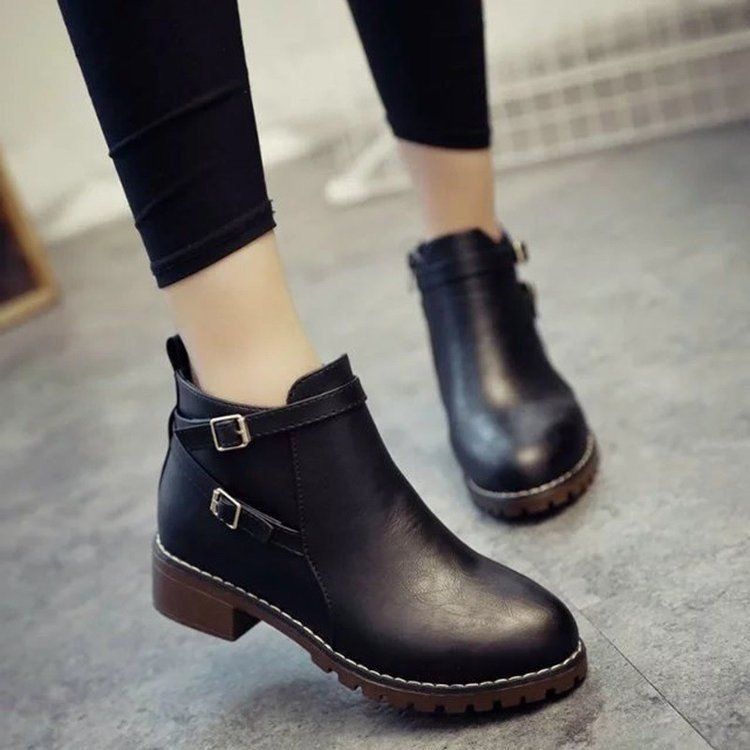 Cross border autumn and winter new Martin boots for women with low heels and belt buckles, short boots for women in large sizes, wholesale of foreign trade women's boots brown 35