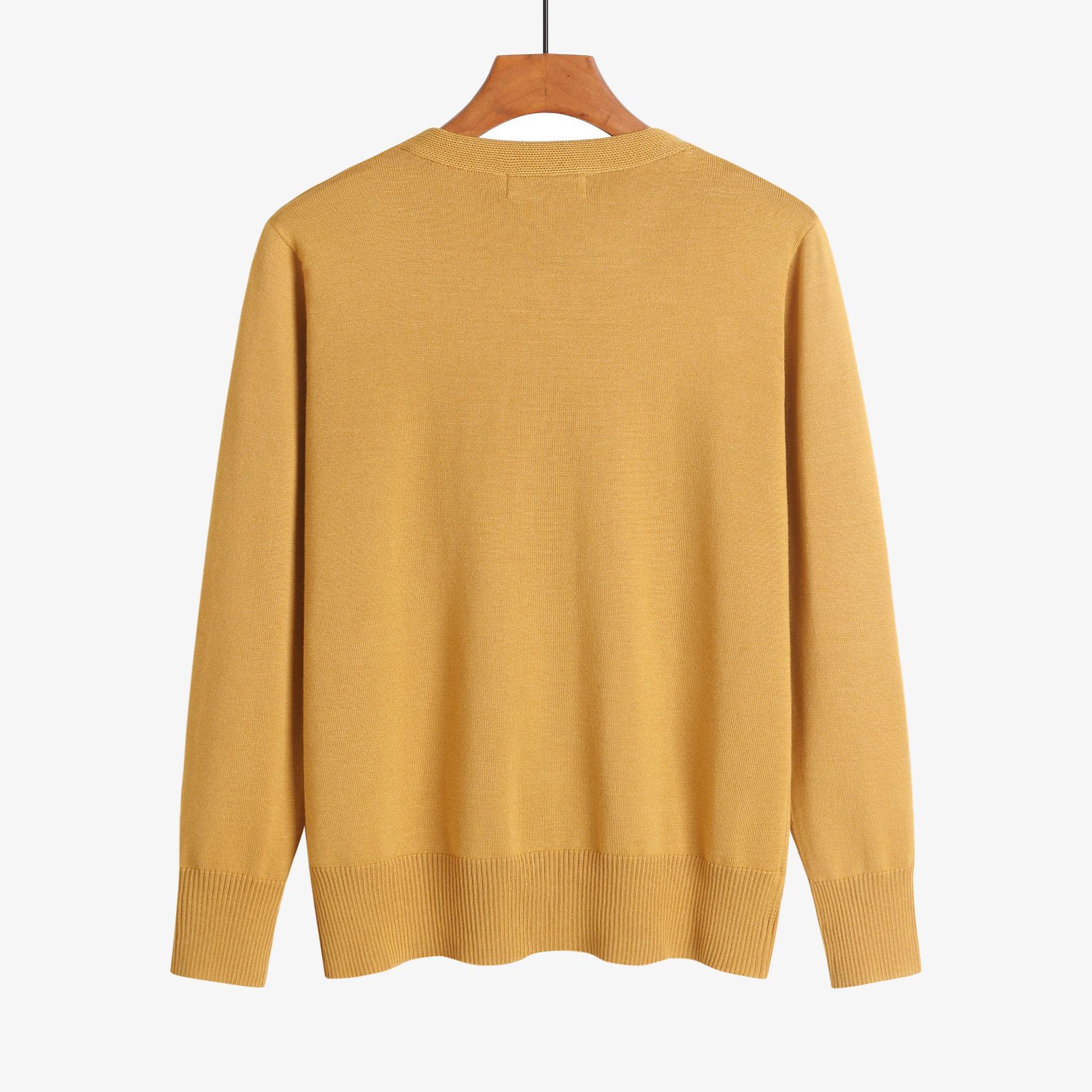 2025 Spring Clothing Long Sleeve Knitted Sweater Solid Color Simple Temperament Cardigan External Wear Women's Sweater Large Coat 200 pounds