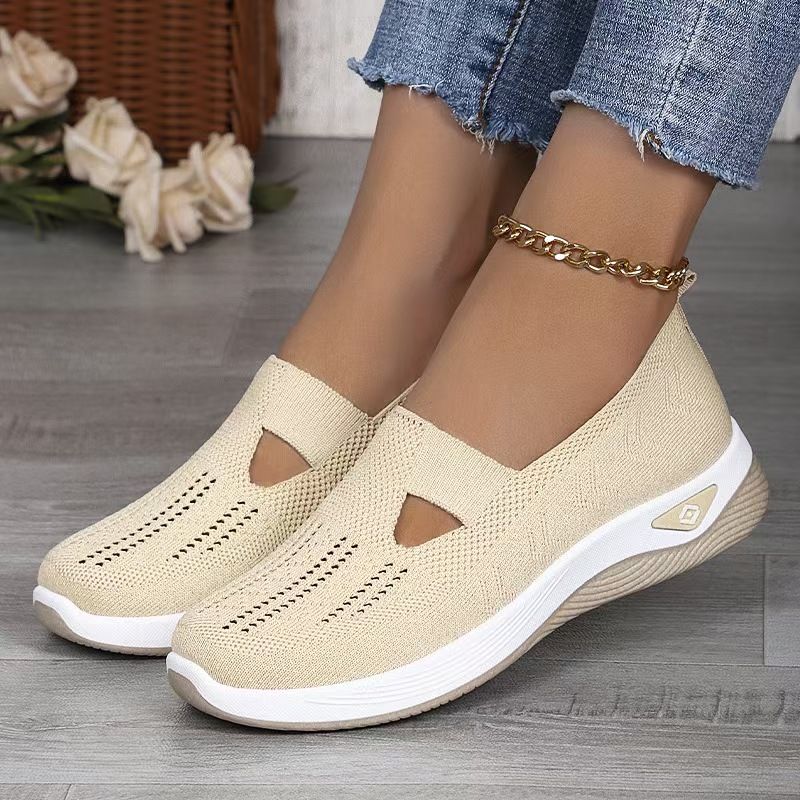 Women's Slip On Casual Sneakers Big Size Flyknit Breathable Canvas Walking Shoes Lightweight Non-Slip Comfortable Loafers for Daily Outdoor Wear