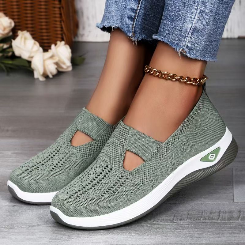 Women's Slip On Casual Sneakers Big Size Flyknit Breathable Canvas Walking Shoes Lightweight Non-Slip Comfortable Loafers for Daily Outdoor Wear