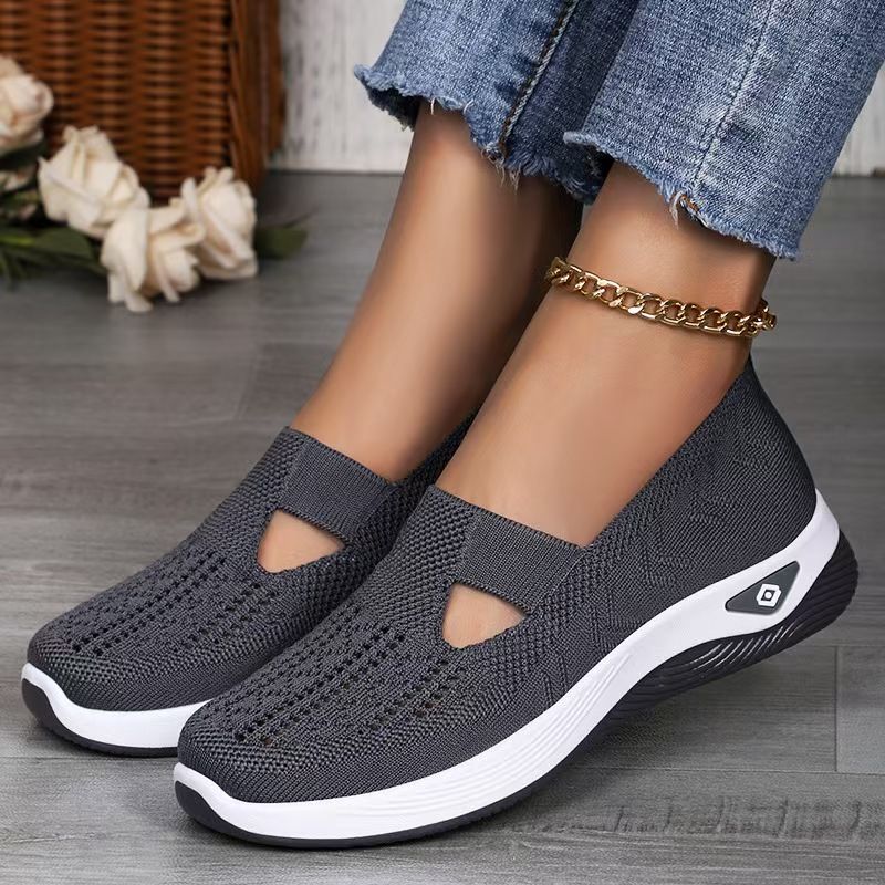 Women's Slip On Casual Sneakers Big Size Flyknit Breathable Canvas Walking Shoes Lightweight Non-Slip Comfortable Loafers for Daily Outdoor Wear