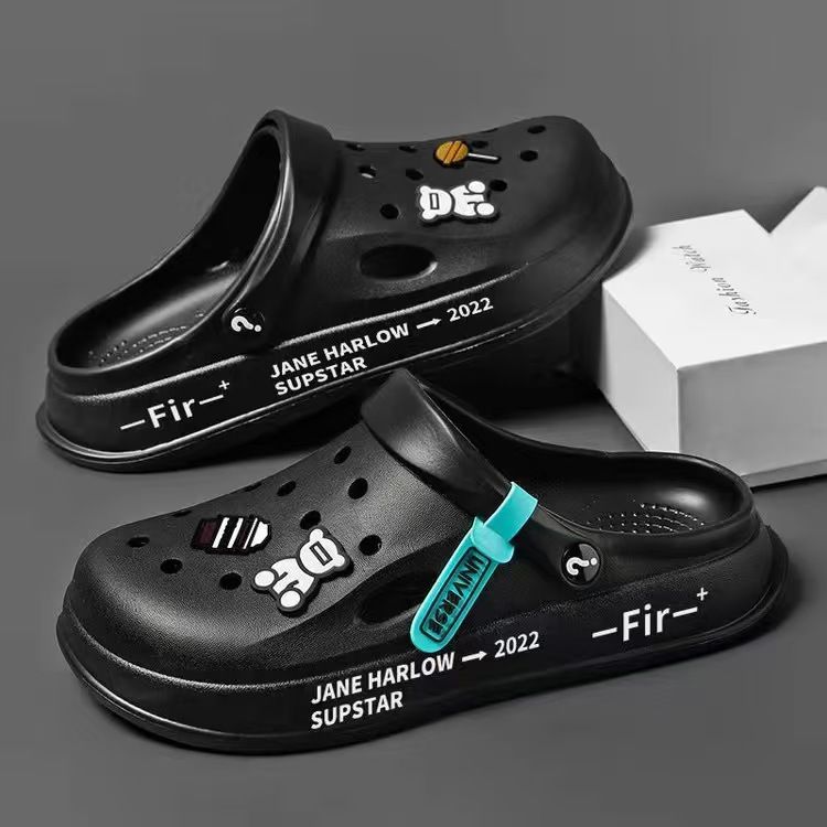 2025 Men's Non-Slip Cloud-Feel Clogs Indoor & Outdoor Dual-Use Waterproof Slippers Sports Casual Closed-Toe Sandals Unisex Couple Shoes with Breathable Perforations