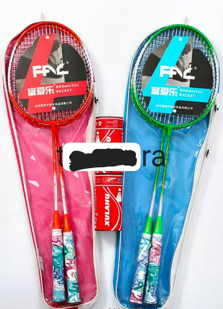 🪻PREMIUm🪻Tennis-Badminton Set 2 Rackets 4 Shuttlecocks+ Free Carrier Bag.. This Badminton Racquet makes a great equipment to use while playing badminton. It is light in weight and can be used to swi