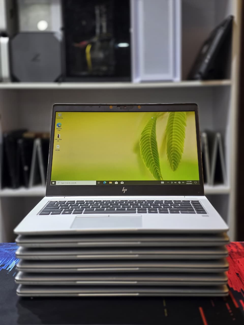 HP EliteBook 830 G5 Laptop | 13.3" FHD Display | Intel Core i7 8th Gen | 16GB RAM | 512GB SSD | Backlit Keyboard | Type-C | Windows 10 Pro | Silver | Refurbished