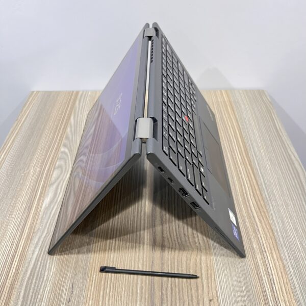 Lenovo ThinkPad X1 Yoga Convertible Laptop | 14" Touchscreen Full HD | Intel Core i5 8th Gen | 8GB RAM | 256GB SSD | 360° Hinge | Backlit Keyboard | Stylus | Windows 10 Pro | Refurbished