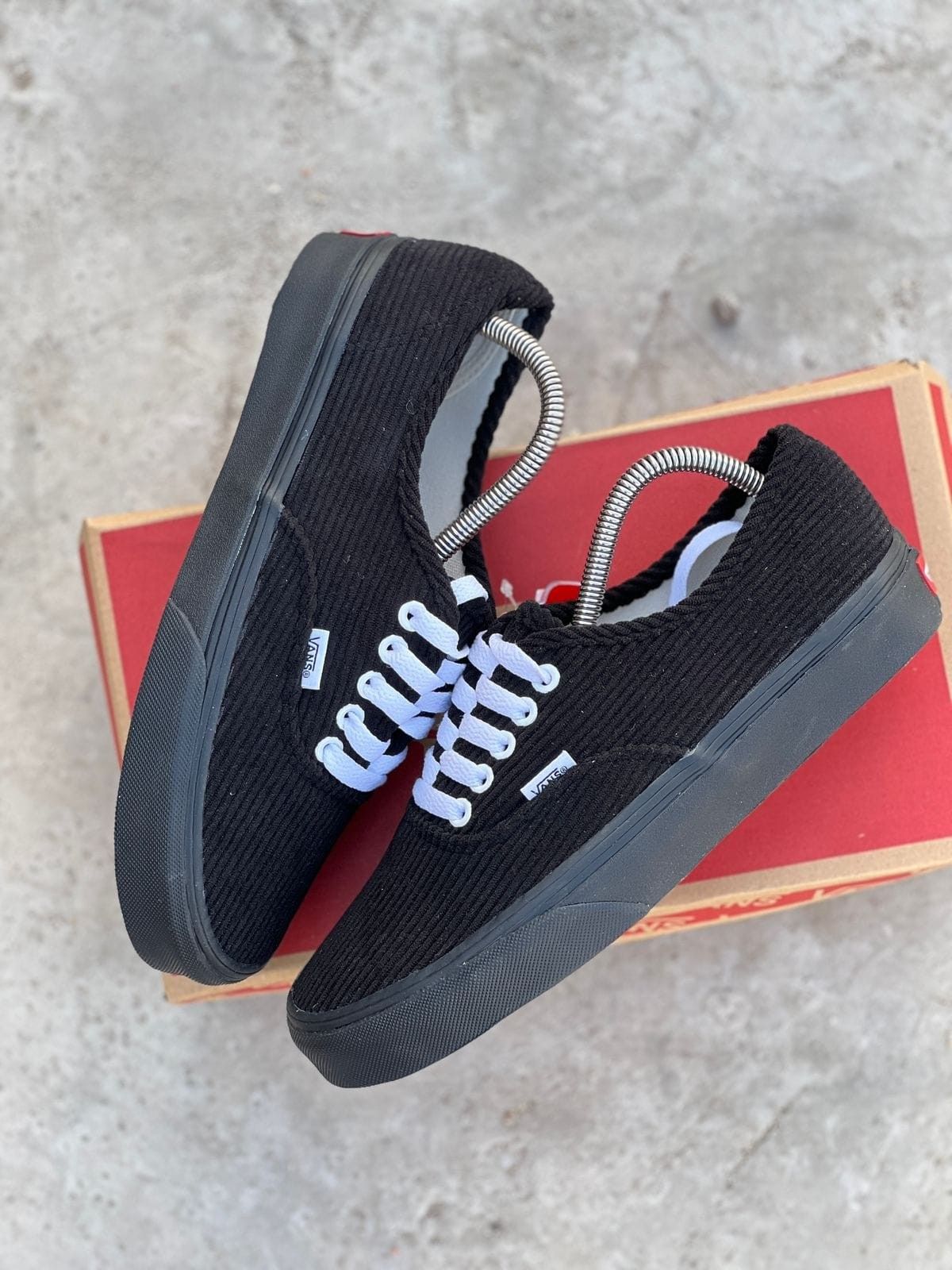Corduroy Vans Off the Wall Unisex Old Skool Fashion Shoes Fabric Sneakers Men Women Casual Stylish Comfortable Durable Streetwear Trendy Everyday Footwear
