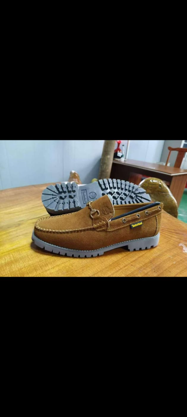 Men Stylish Suede Classic Loafers Luxury Casual and Official Shoes with Metal Buckle Elegant Slip-On Formal Office Wedding Party Footwear Comfortable Durable Fashion Design