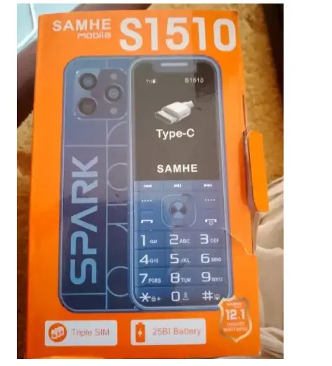 SAMHE S1510 TYPE C ,Triple SIM Feature Phone 1.77`` SCREEN DISPLAY with Torch Light, 2500mAh Battery, Wireless FM, Palmchat, Opera mini, Camera & BT USB Ports Kabambe, Katululu FEATURED PHONES