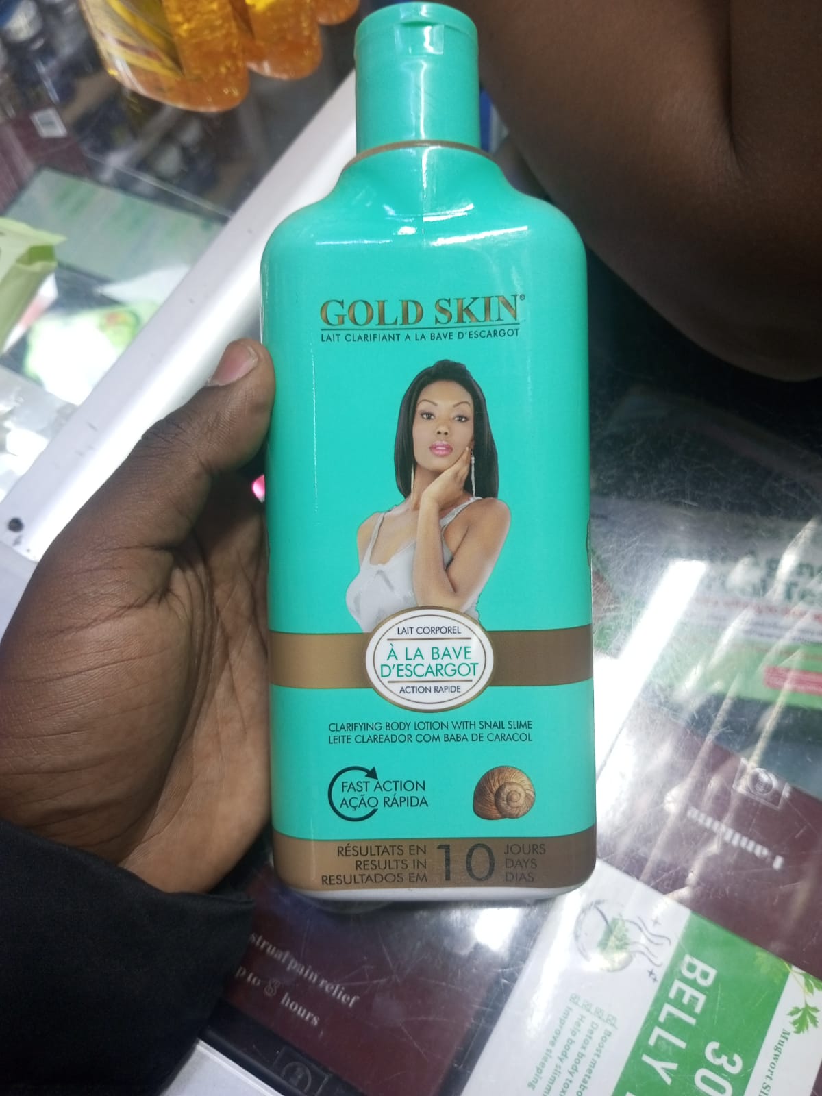 Gold Skin Clarifying Body Lotion with Snail Slime, Fast Action Skin Brightening & Moisturizing Body Milk for Even Tone, Smooth Radiant Skin, Visible Results in Days