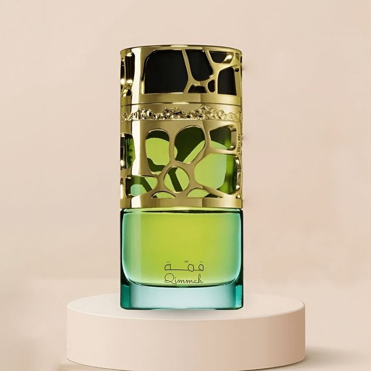 Qimmah women Edp by Lattafa Perfumes- Top Notes: Almond and Coffee
Middle Notes: Tonka, Tuberose and Jasmine
Base Notes: Vanilla, Cacao and Sandalwood.