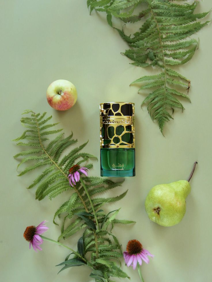 Qimmah women Edp by Lattafa Perfumes- Top Notes: Almond and Coffee
Middle Notes: Tonka, Tuberose and Jasmine
Base Notes: Vanilla, Cacao and Sandalwood.