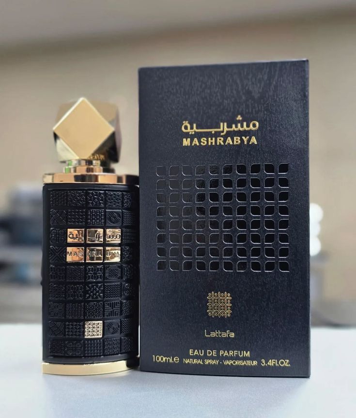 Mashrabya Edp Spray 100ml (3.4 oz) by Lattafa
Top Notes - Apple Shisha Accord, Pepper Pink Heart Notes - Cinnamon, Dates, Tobaco Base Notes - Vanilla, Caramel, Patchouli