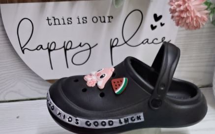 Kids 2026 Fashion Crocs - Unisex Non-Slip Soft Sandals & Baby Slippers - Breathable Lightweight Clogs for Boys & Girls (Sizes 30-35)