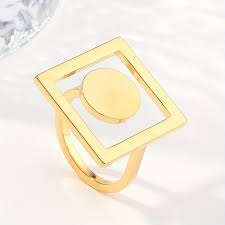 elegant women ring       vaseline