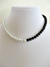 Elegant Pearl Choker Necklace /chain/ necklace