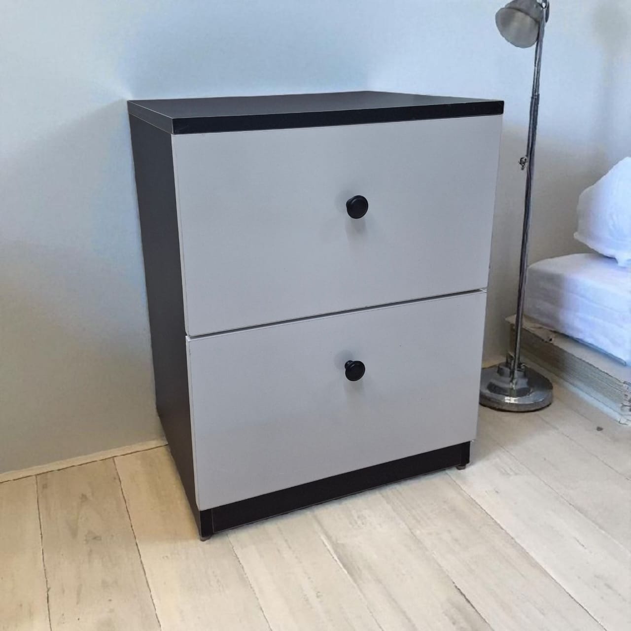 Julz bedside drawers - Black