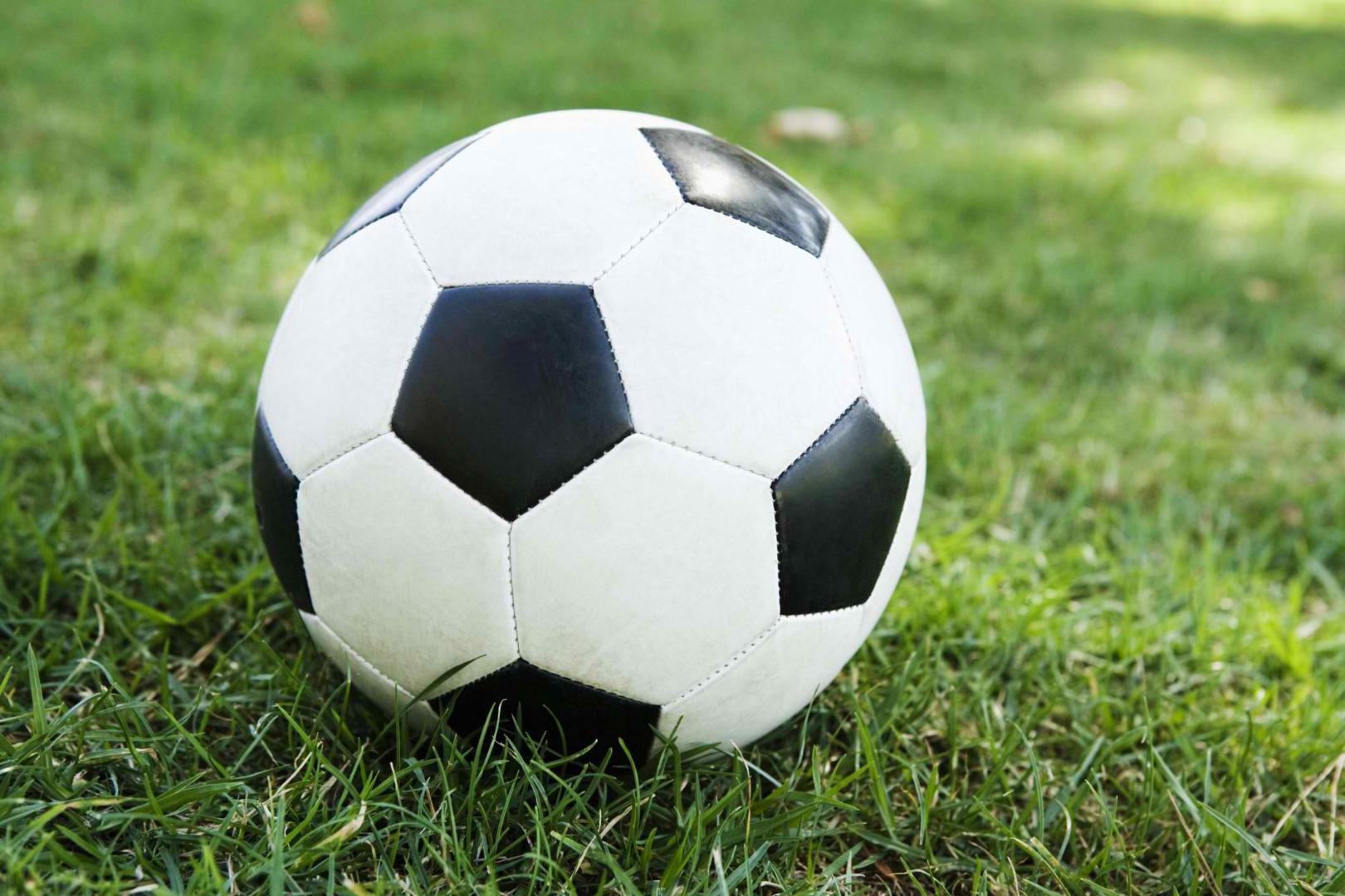Size 5 soccer ball or football official ball with tube for aged 5 and above