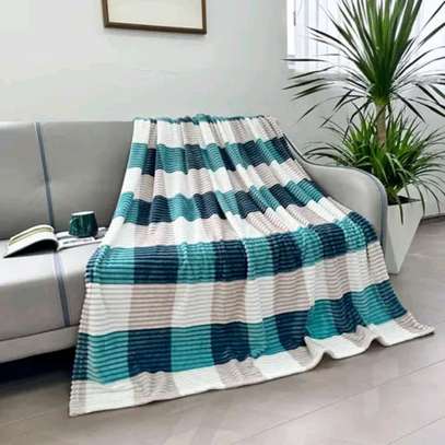 Ultra Soft 6x6 Pattern Fleece Velvet Throw Blanket – Warm, Lightweight & Cozy for Bed or Sofa