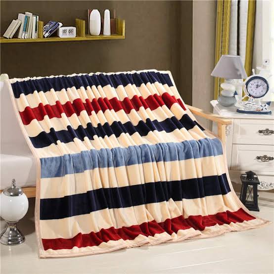 Ultra Soft 6x6 Pattern Fleece Throw Blanket – Warm, Lightweight & Cozy for Bed or Sofa