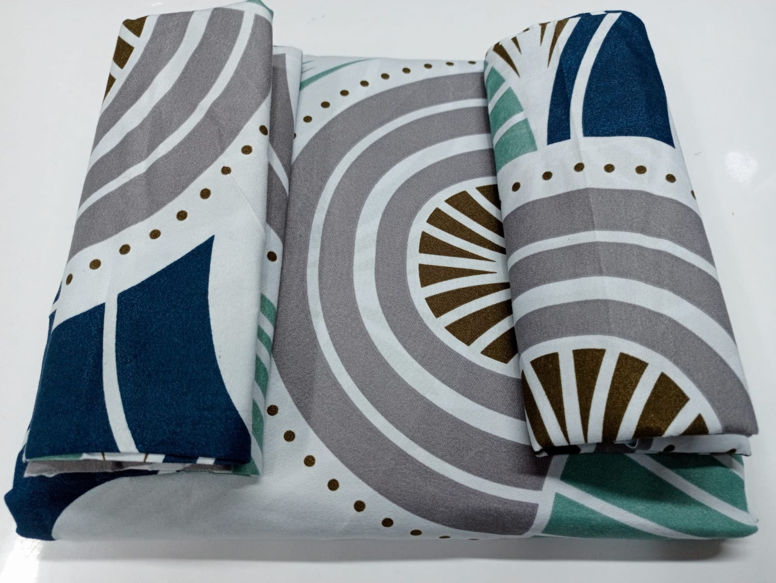 Quality Cotton Bed Sheet Set, 2 Flat Bedsheets & 2 Pillow Cases-5x6