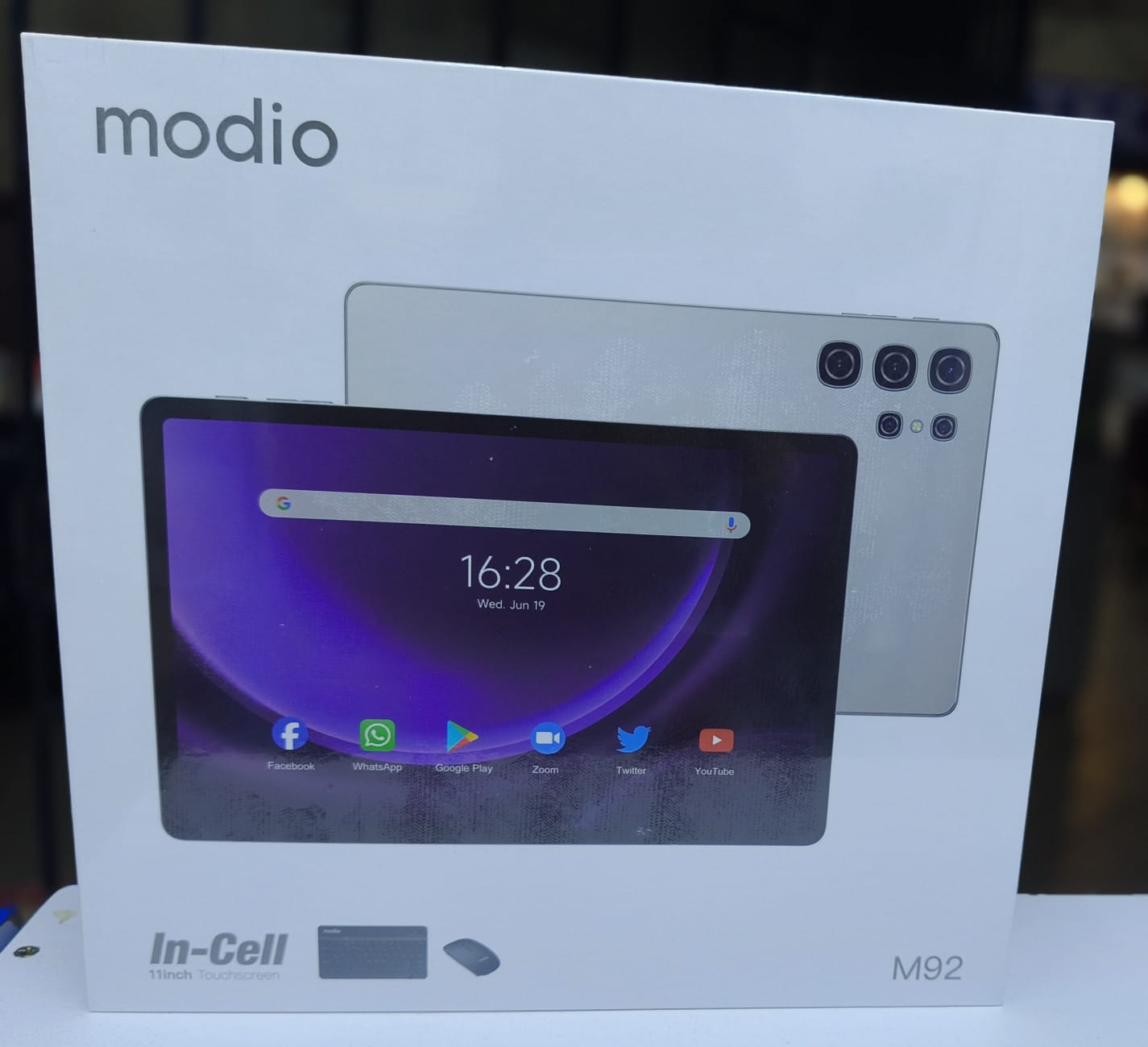Modio M92 5G Tablet,11-inch IPS display 16GB of RAM and 1TB of internal storage. 
It runs on the Android 13 operating system
