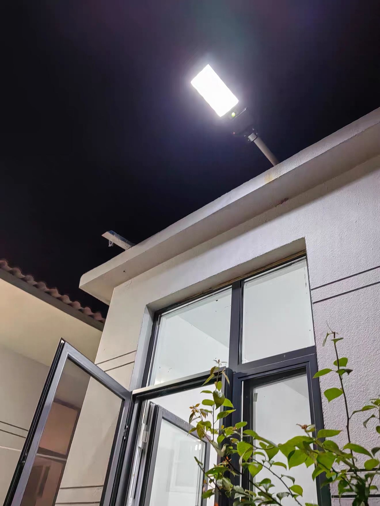 MODI LED Solar Street Light with Motion Sensor, Remote Control, IP65 Waterproof Outdoor Lamp + Steel Pole for Garage, Patio, Driveway, Yard, Garden, Parking Lot