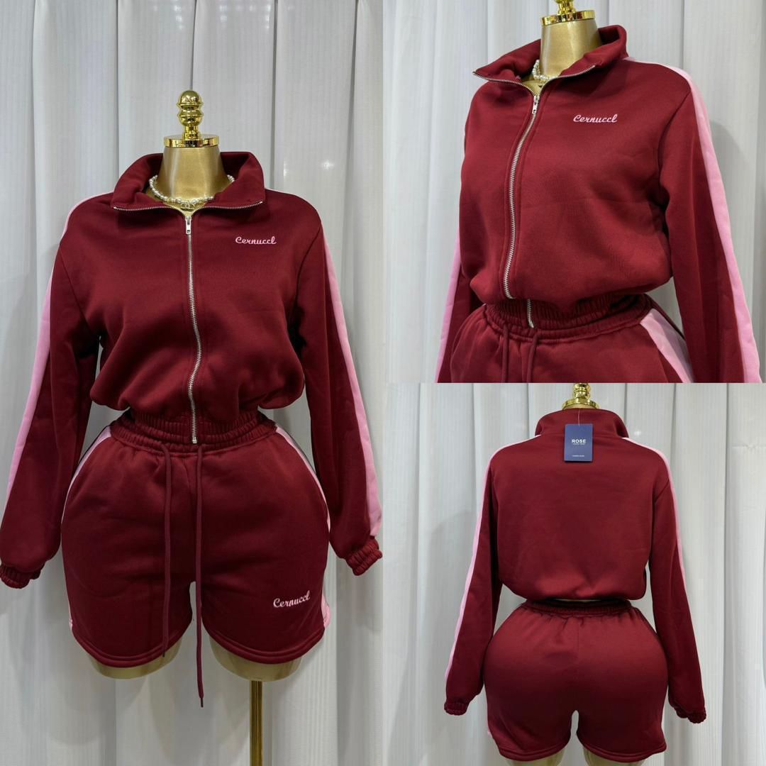 Ladies Classic Red 2-Piece Set – Stylish Top & Shorts Outfit