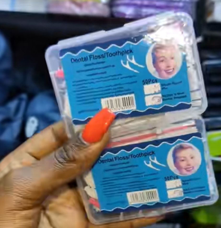 50 pieces Dental floss picks
