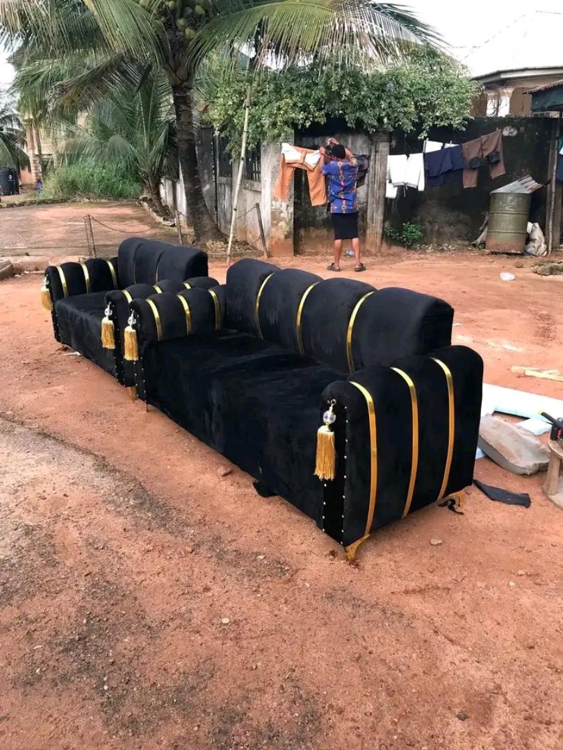 3+2 seater golden trapped