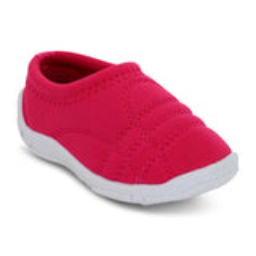 Baby boys Comfy unique shoes. Toddler shoes, light & with good grip. Bubble gummer's toddlers shoes. Red shoes. Navy blue shoes. Black shoes