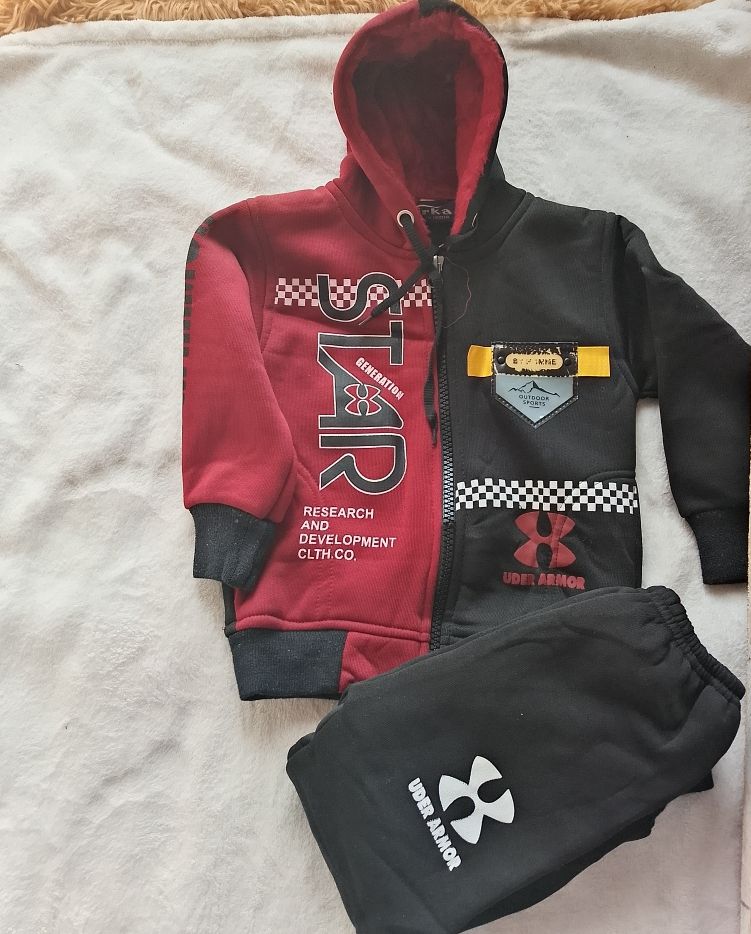 Boys clothing. 2 pcs boys tracksuits. Fashionable tracksuits for boys. warm tracksuits. Fleece tracksuits. winter clothes. traveling boys clothes. boys trousers. kids boys outfits.