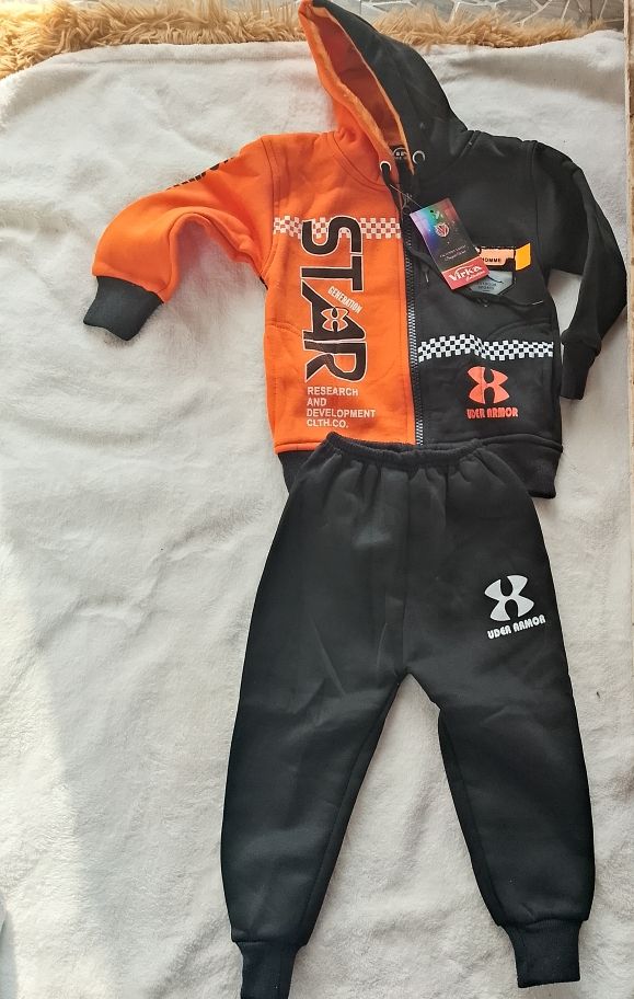 Boys clothing. 2 pcs boys tracksuits. Fashionable tracksuits for boys. warm tracksuits. Fleece tracksuits. winter clothes. traveling boys clothes. boys trousers. kids boys outfits.