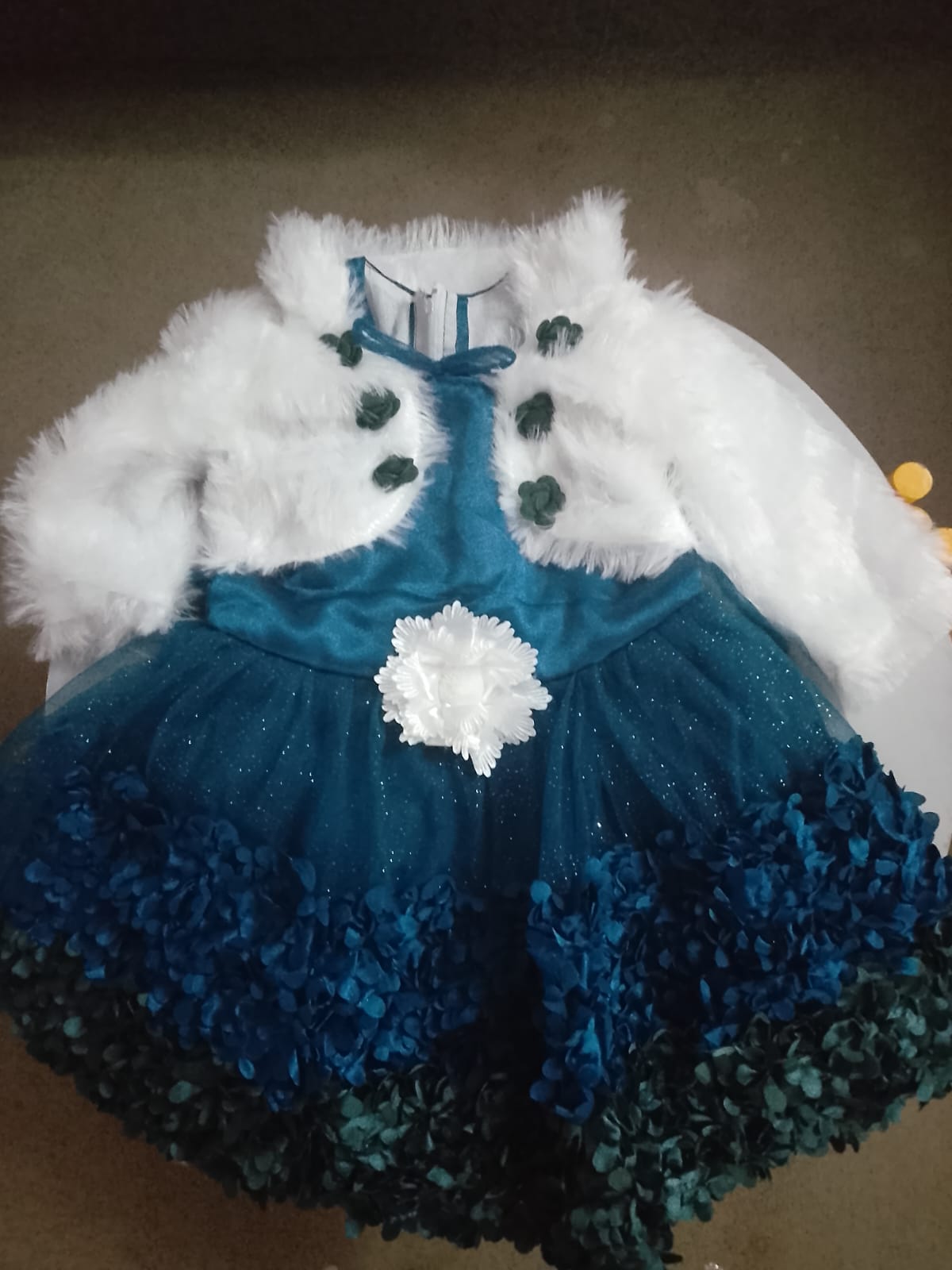 Quality Girls dresses. Latest fashionable girls dresses. Baby girls dresses. 2 pcs set girls princess dresses. Kids dresses. Latest girls dresses. Affordable dresses.