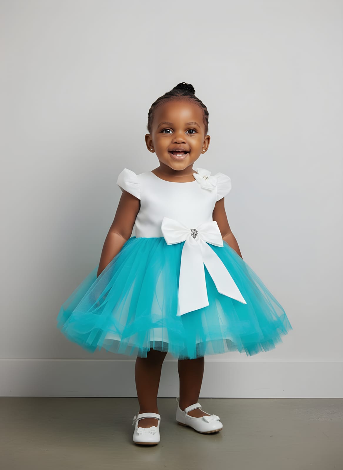 baby girls dresses. sleeveless princess dresses. Quality Girls dresses. Latest fashionable girls dresses. Baby girls dresses. Kids dresses. Latest girls dresses. Affordable kids dresses.