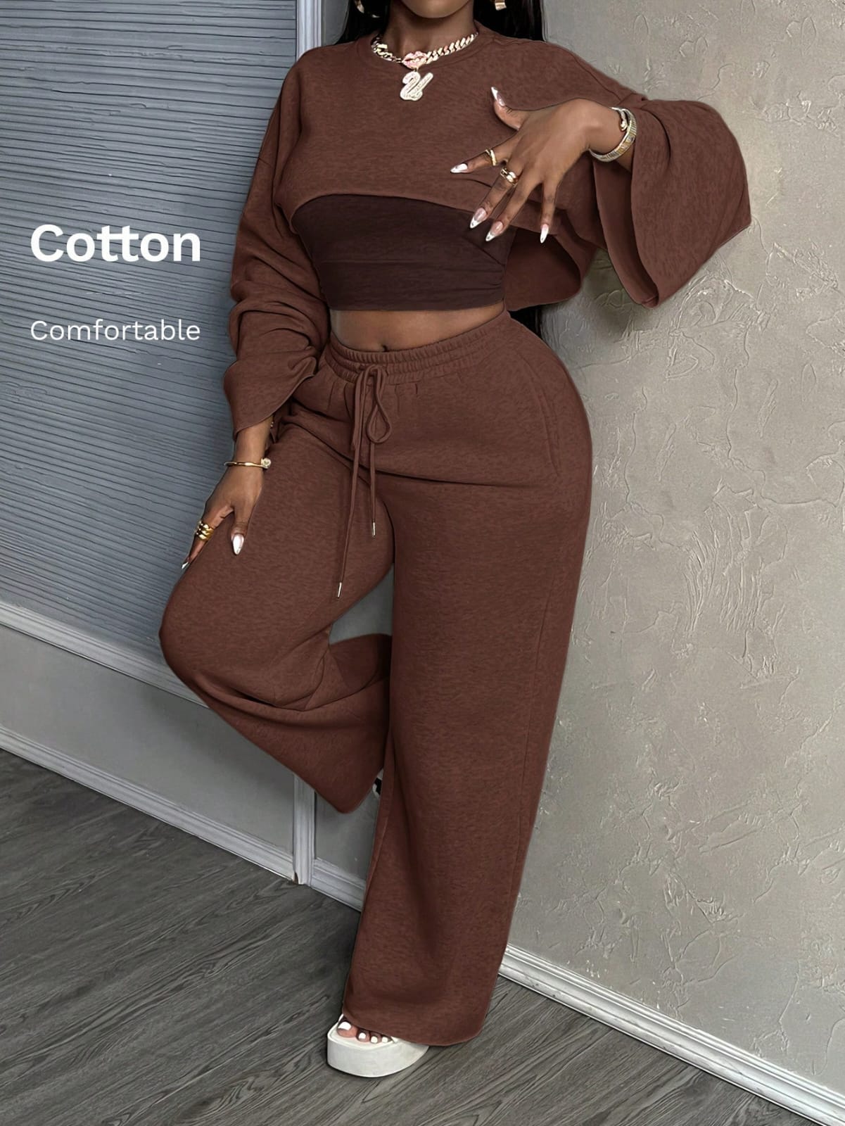 High quality 3pc ladies' tracksuits. Sweatpants +Tube top+ wide leg pants. Heavy turkey quality women clothes.  women solid color 3pc tracksuits. Casual wear, Sportswear, street wear, Travel wear.
