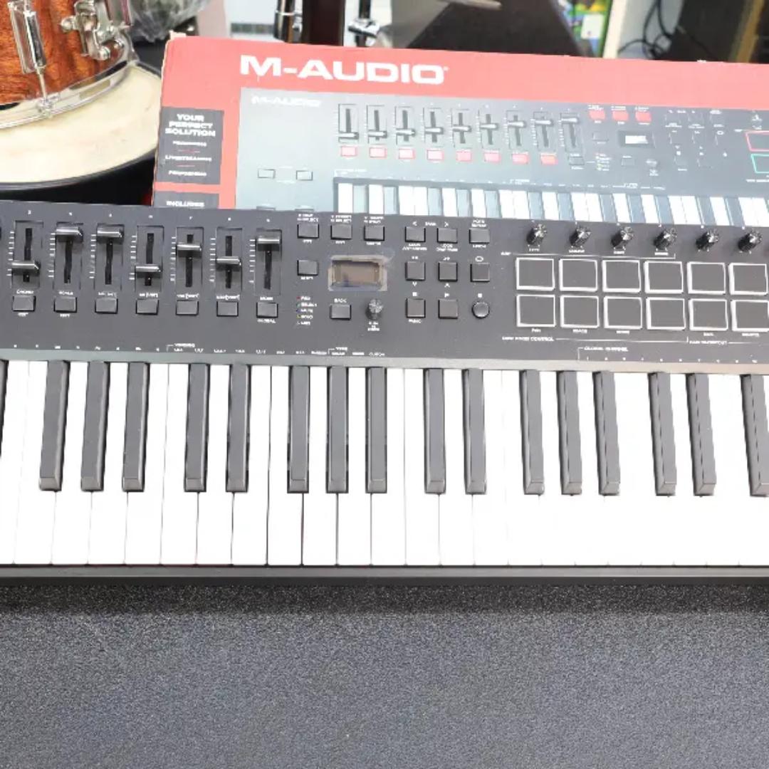 M-Audio Oxygen Pro 49 MIDI controller