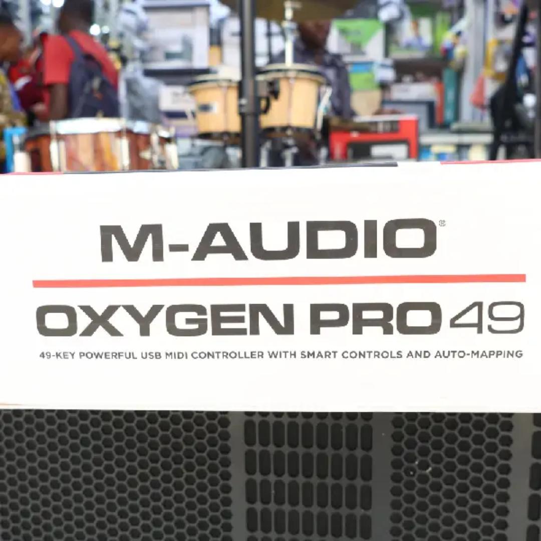 M-Audio Oxygen Pro 49 MIDI controller