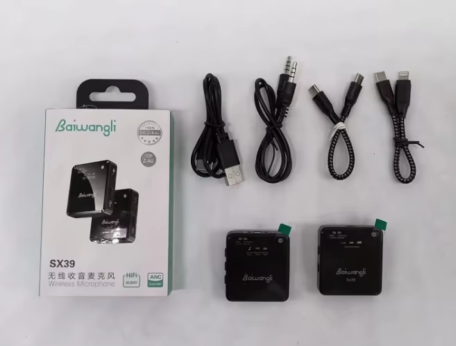 SX39 Professional Wireless Lapel Microphone Lavalier Microphone for Android and IOS Phone Camera Laptop Recording Video