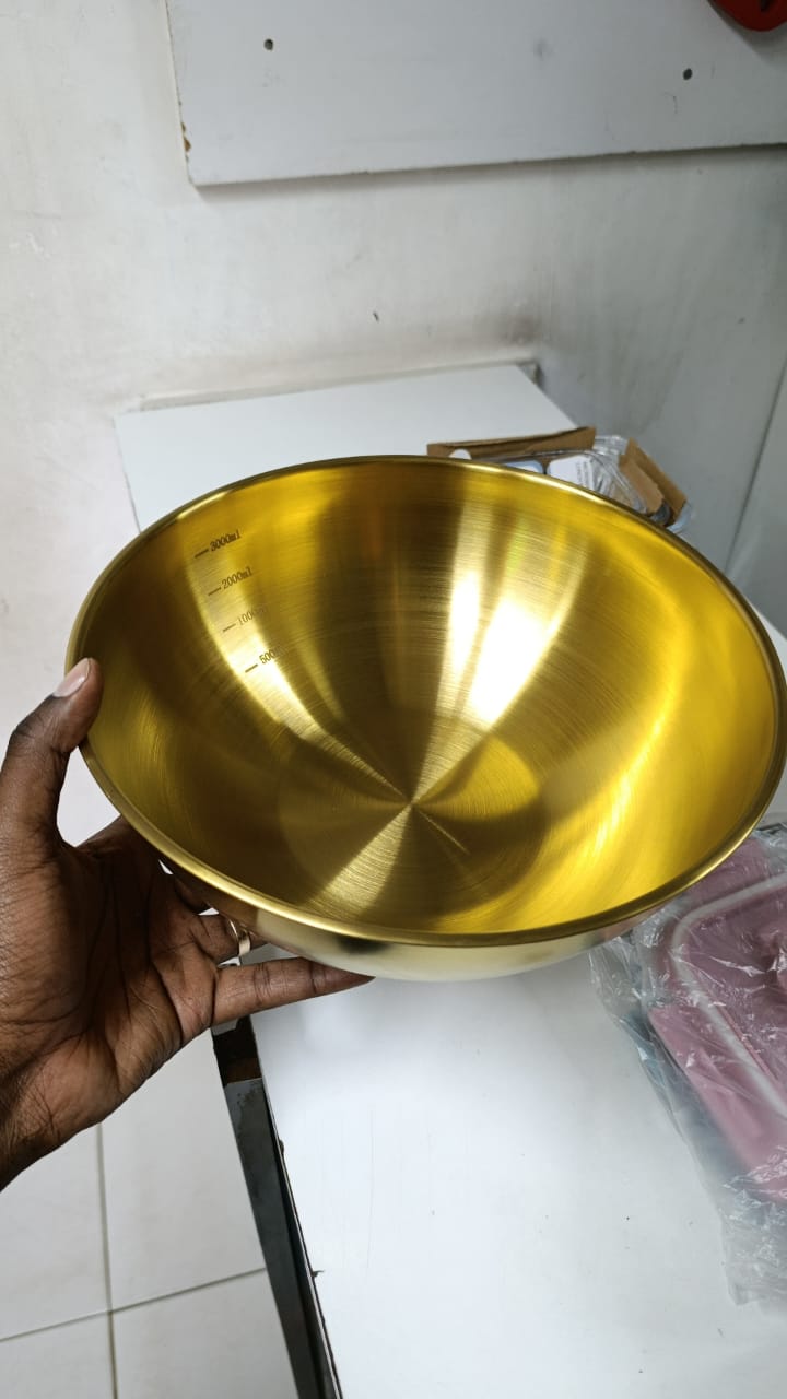 3 Litre Gold Stainless Steel 28cm Ramen Bowl Perfect for Family Meals, seasoning bowl for sushi sauce cream spice herbs, fruit Serving bowl, ideal for serving & dining table decoration