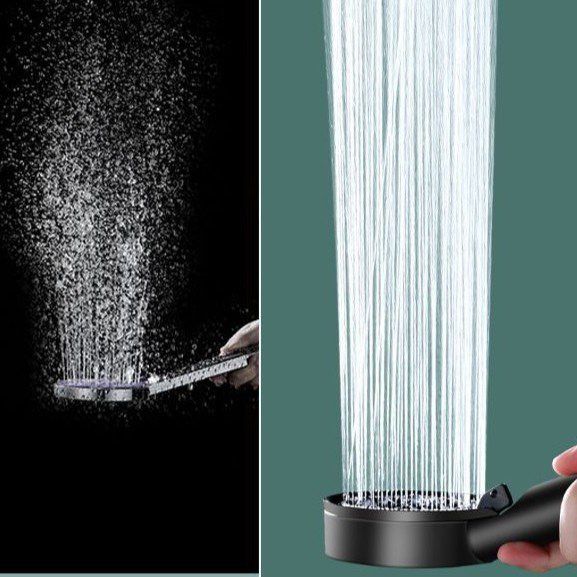 Black plastic lightweight shower handle.Bathing showerhead, pressurized showerhead, filtering showerhead, showerhead, household showerhead, affordable showerhead Simple and modern style.