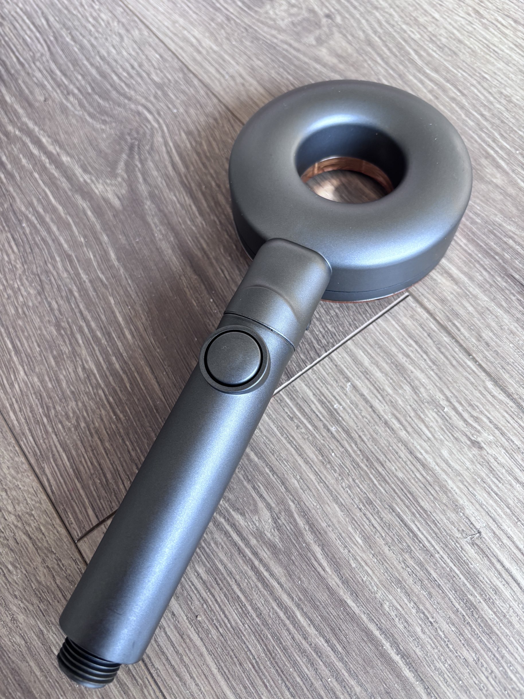 Premium 3-Mode Shower Head | Gold-Rimmed Luxury Design | Skin-Softening Filter for Kenyan & Ugandan Water。Top-Grade Material | One-Click Stop | Black & White Options | Better Quality, Worth the Price!