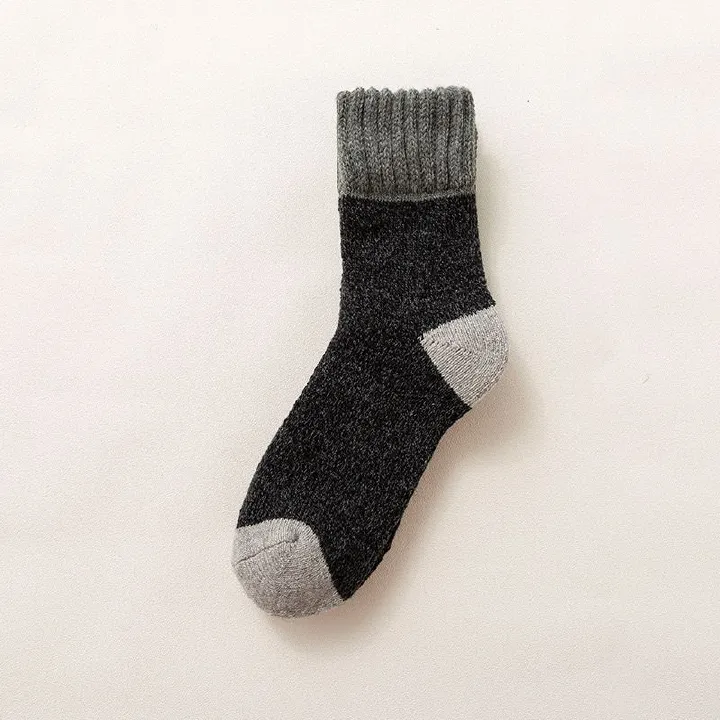 Socks men's mid-tube socks autumn and winter solid color parallel terry socks fleece-lined thickened warm floor socks winter towel socks
