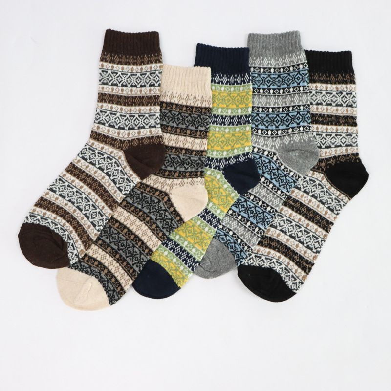 Socks men's retro velvet thickened THICK line Layers. Classic Design, warm and gentle on the Skin.