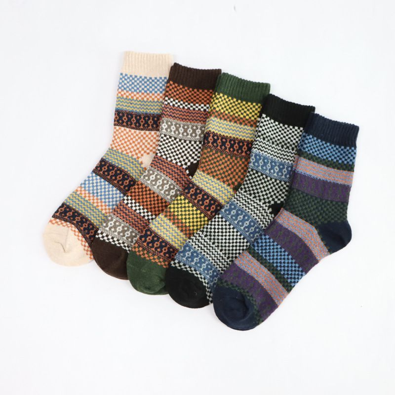 Socks men's retro velvet thickened THICK line Layers. Classic Design, warm and gentle on the Skin.
