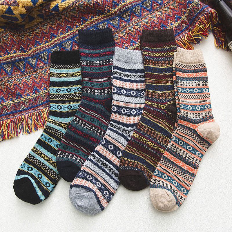Socks men's retro velvet thickened THICK line Layers. Classic Design, warm and gentle on the Skin.