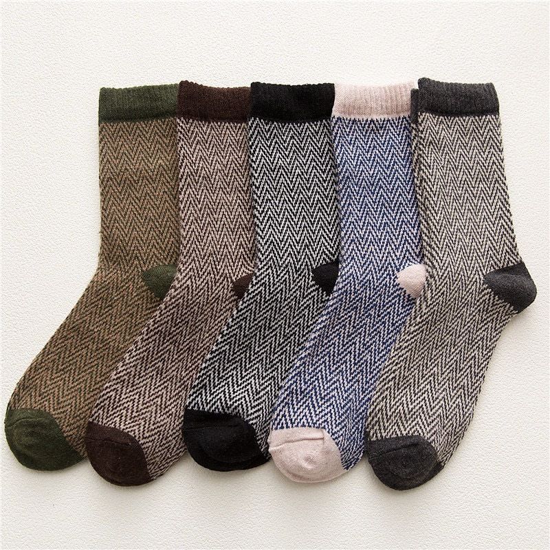 Socks men's retro velvet thickened THICK line Layers. Classic Design, warm and gentle on the Skin.