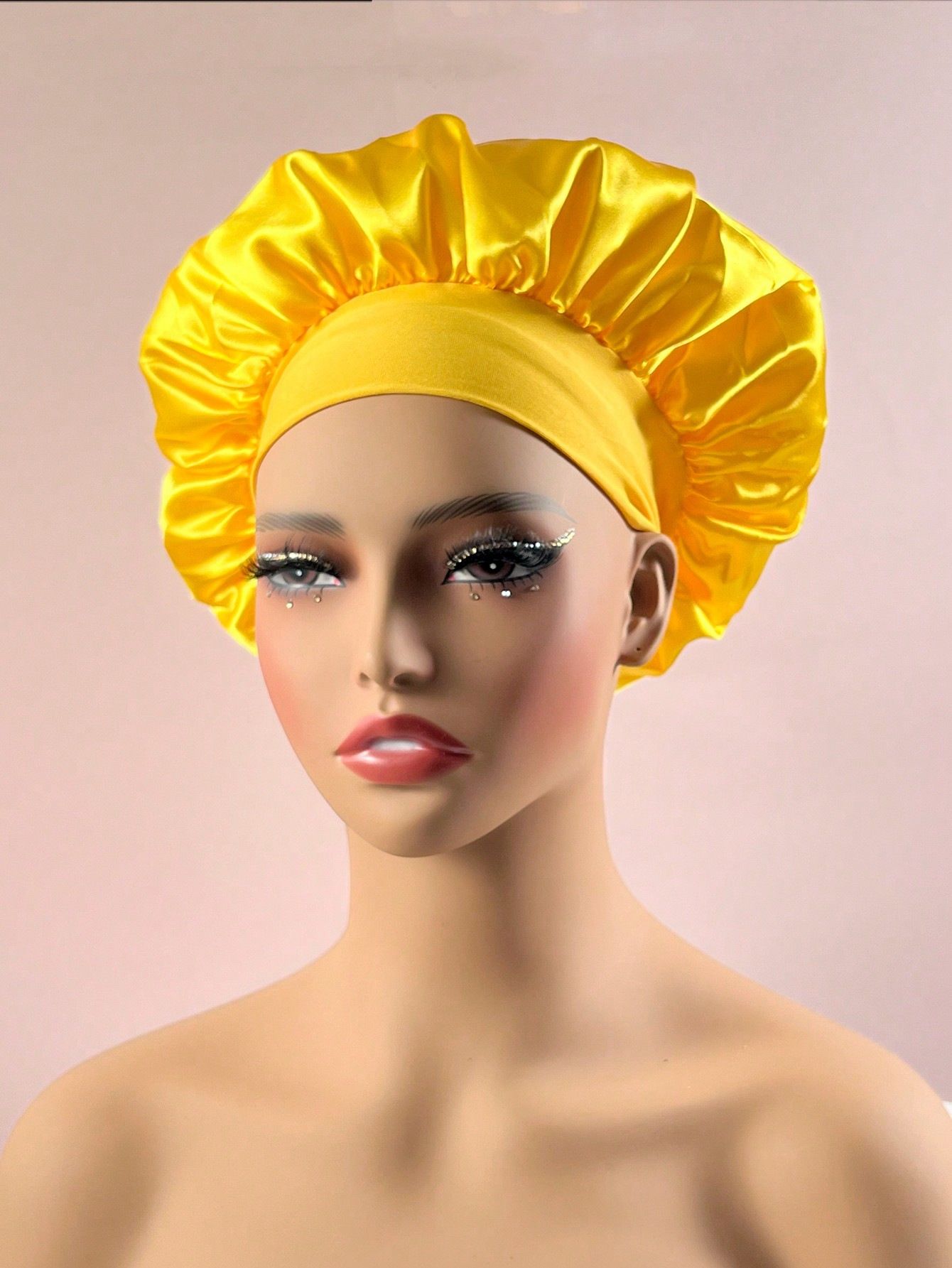 Women’s Wide-Brim Satin Sleeping Cap ✨

Elevate your nighttime routine with this high-elasticity satin sleeping cap designed for both beauty and comfort. Featuring a wide brim and smooth satin finish.