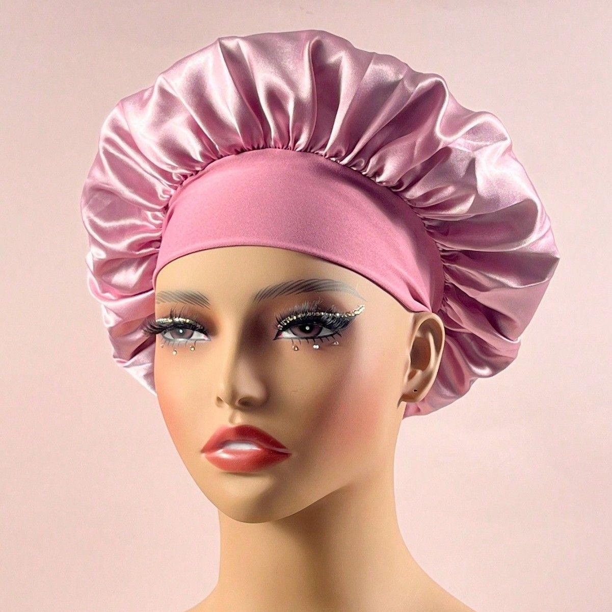 Women’s Wide-Brim Satin Sleeping Cap ✨

Elevate your nighttime routine with this high-elasticity satin sleeping cap designed for both beauty and comfort. Featuring a wide brim and smooth satin finish.