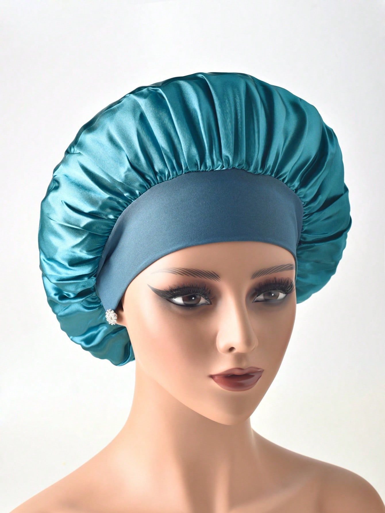 Women’s Wide-Brim Satin Sleeping Cap ✨

Elevate your nighttime routine with this high-elasticity satin sleeping cap designed for both beauty and comfort. Featuring a wide brim and smooth satin finish.